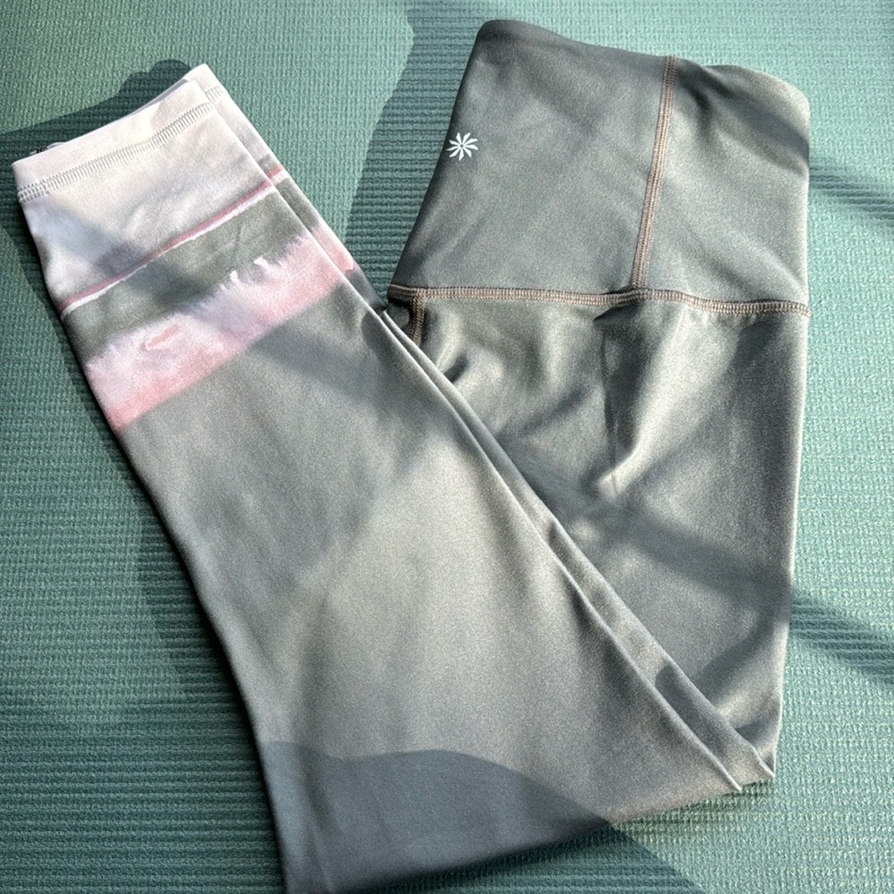 Athleta Elation Tights size small.  Excellent like new condition.